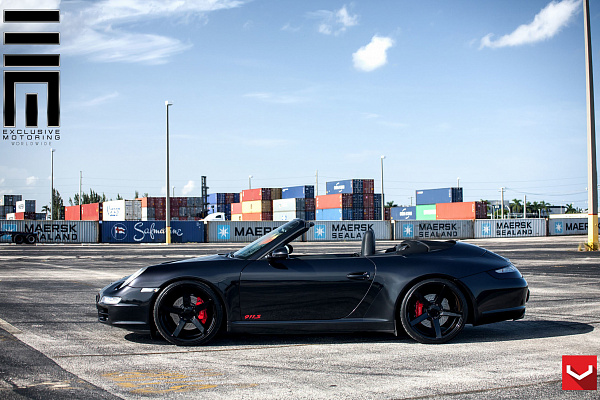 Фото дисков Vossen CV3 Черный глянец на Porsche 911 VI