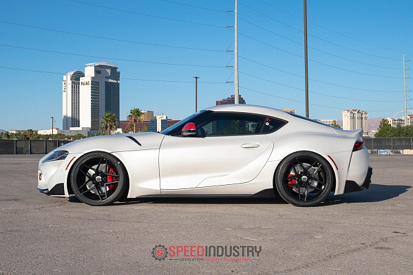 Фото дисков HRE FF11 Черный сатин на Toyota Supra A90