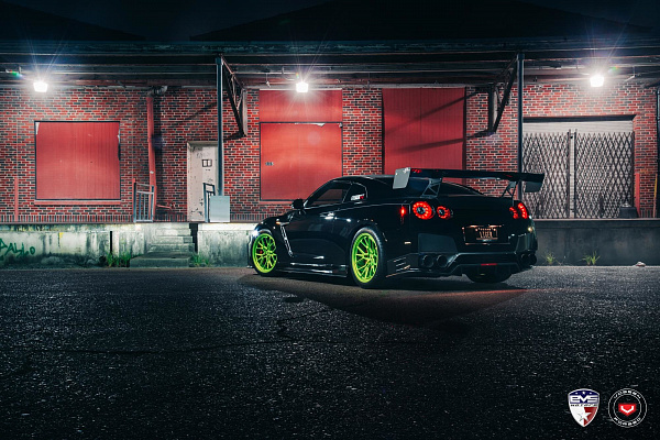 Фото дисков Vossen ML-X3 Другой цвет на Nissan GT-R