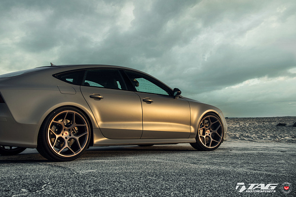 Фото дисков Vossen CG-205 Глянцевый графит на Audi A/RS 7 (4G)