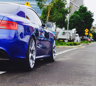 Фото дисков HRE FF01 на Audi A/S/RS 5 (8T)