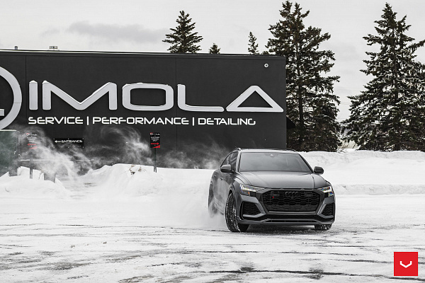 Фото дисков Vossen HF-5 Черный сатин на Audi Q8