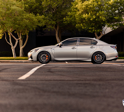 Фото дисков Vossen S17-01 на Lexus GS IV