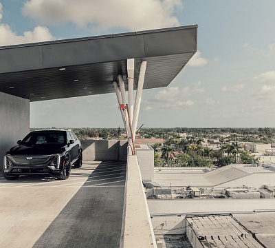 Фото дисков Vossen HF6-5 на Cadillac Lyriq