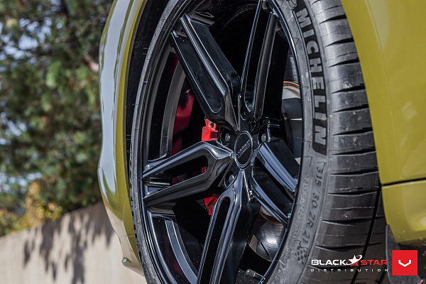 Фото дисков Vossen HF-1 Черный глянец на Porsche Panamera II
