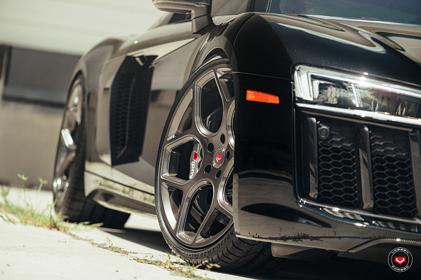 Фото дисков Vossen CG-205 Глянцевый тонированный лак на Audi R8 (4S)
