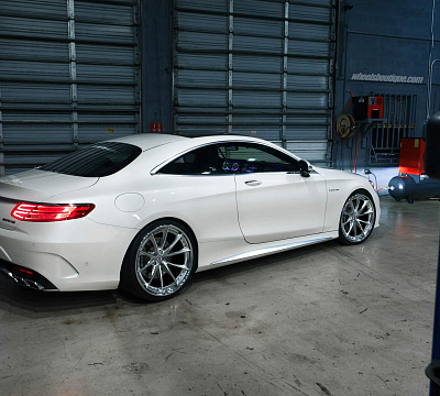 Фото дисков HRE S204 на Mercedes-Benz S-Class (W222, C217)