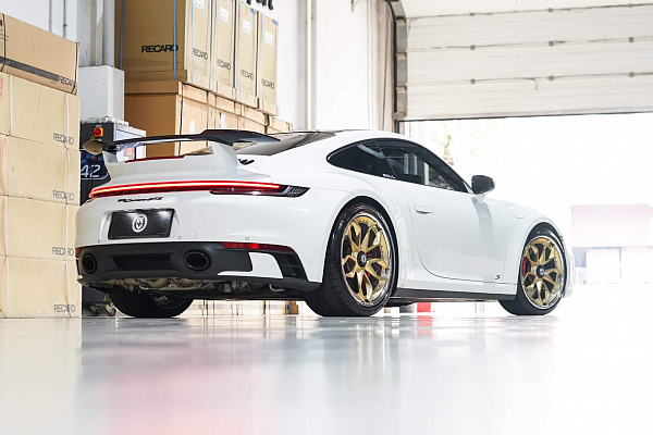 Фото дисков HRE S201H Сатиновое золото на Porsche 911 VIII