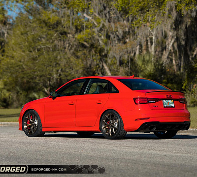 Фото дисков BC Forged RZ21 на Audi A/S/RS 3 (8V)