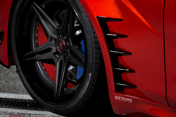 Фото дисков Strasse Wheels SV2 Deep Concave FS Черный сатин на BMW 6/M6 (F06/F13/F12)