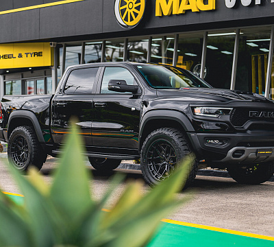 Фото дисков Vossen HFX-1 (6-Lug) на Ram 1500 V