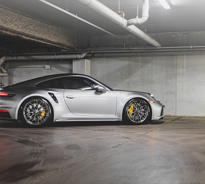 Фото дисков Brixton Forged CM6-R на Porsche 911 VIII