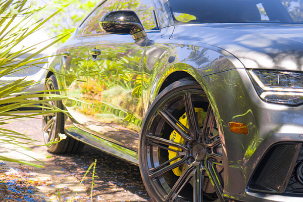 Фото дисков CEC C882 Глянцевый темный лак на Audi A/RS 7 (4G)