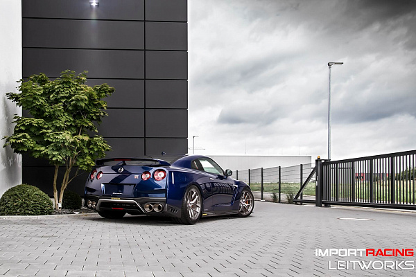 Nissan GT-R