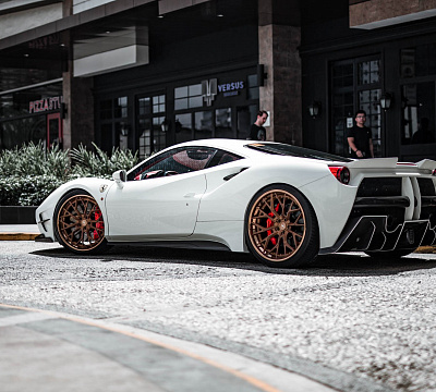 Фото дисков Brixton Forged PF10 на Ferrari 488