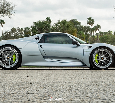 Фото дисков Anrky XR-301 на Porsche 918 Spyder
