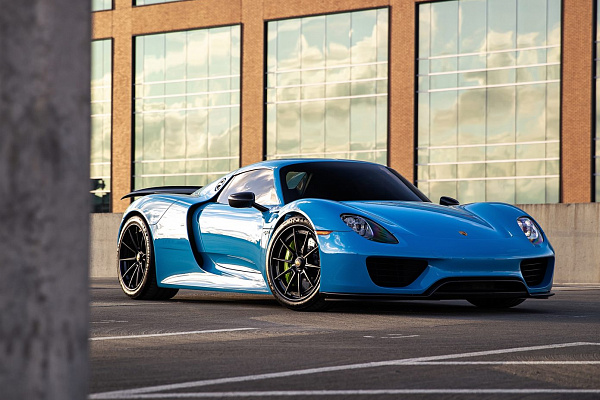 Фото дисков Anrky AN38 Черный сатин на Porsche 918 Spyder