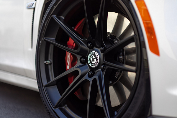 Фото дисков HRE FF04 Черный сатин на Cadillac CTS III
