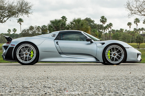 Фото дисков Anrky XR-301 Полированный лак на Porsche 918 Spyder