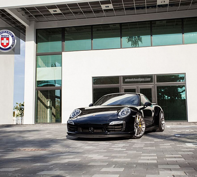 Фото дисков HRE P103 на Porsche 911 VII