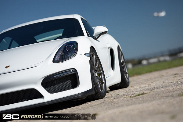 Фото дисков BC Forged RZ10 Матовый графит на Porsche Cayman II