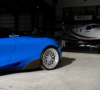 Фото дисков Vossen LC3-02 (3-Piece) на McLaren 720S