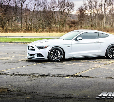 Фото дисков MRR M350 на Ford Mustang VI