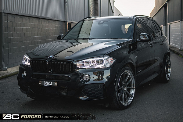 Фото дисков BC Forged HCA162 Глянцевый графит на BMW X5/X5 M (F15/F85)