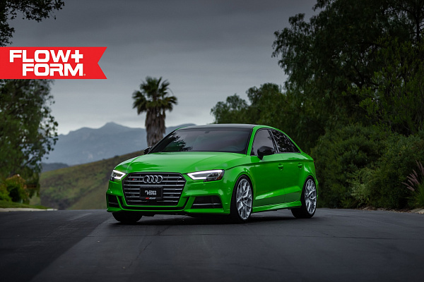 Фото дисков HRE FF10 Серебро на Audi A/S/RS 3 (8V)