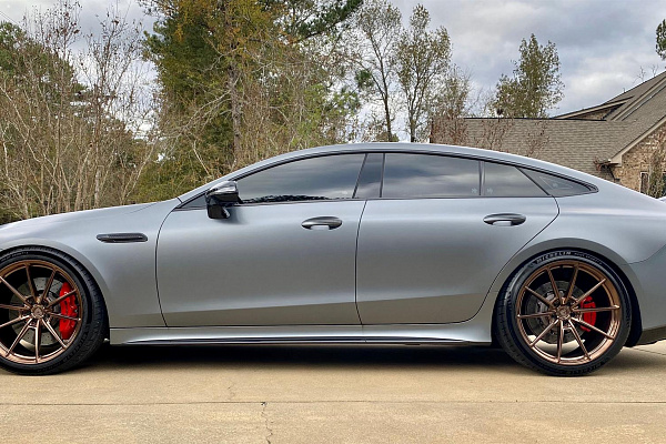 Фото дисков Anrky AN18 Глянцевая темная медь на Mercedes-Benz AMG GT I