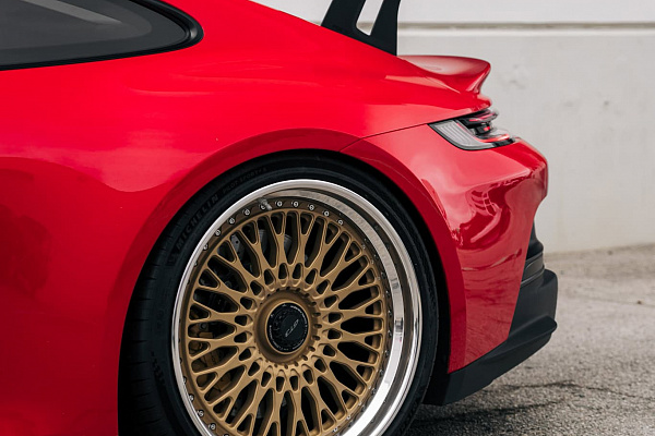 Фото дисков Brixton Forged TR20 Сатиновое золото на Porsche 911 VIII