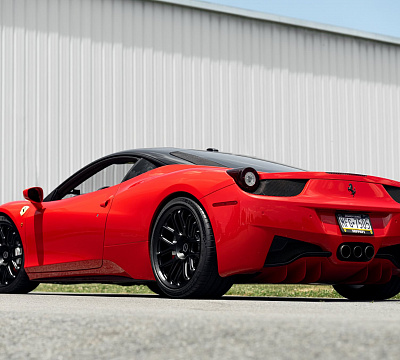 Фото дисков Brixton Forged TR08 на Ferrari 458