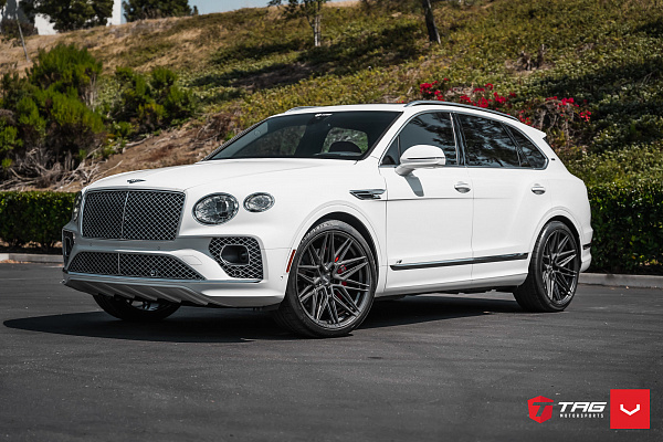 Фото дисков Vossen HF-7 Сатиновый графит на Bentley Bentayga