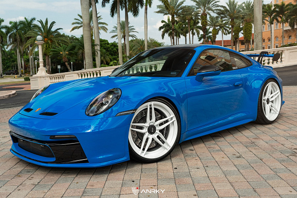 Фото дисков Anrky AN27 Белый глянец на Porsche 911 VIII