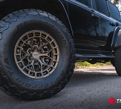 Фото дисков Vossen HFX-1 (6-Lug) на Ford Bronco