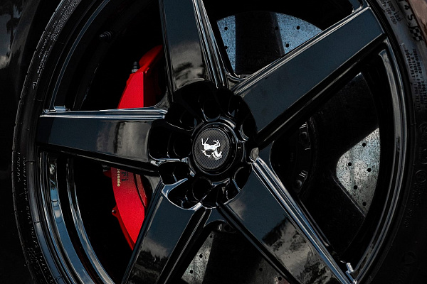 Фото дисков Anrky RS5.1 Черный глянец на Ferrari GTC4Lusso