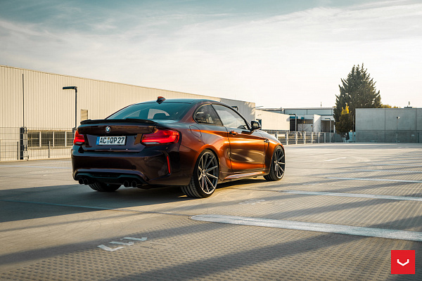 Фото дисков Vossen VFS-10 Глянцевый графит на BMW 2/M2 (F22/F87)