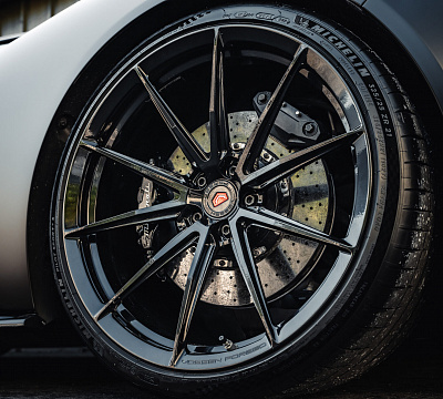 Фото дисков Vossen VPS-1 на Maserati MC20