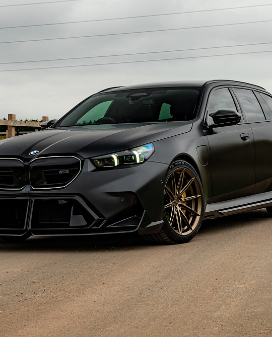 Фото дисков HFX-2 (5-Lug) Сатиновая темная бронза на BMW 5/M5 (G60/G90)