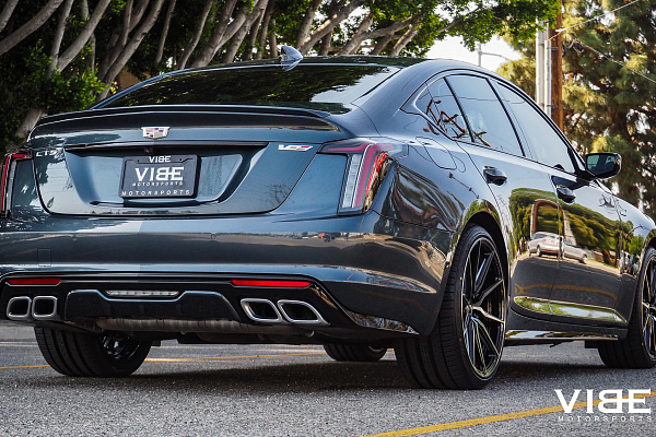 Фото дисков Vossen HF-3 Алмазная проточка на Cadillac CT5