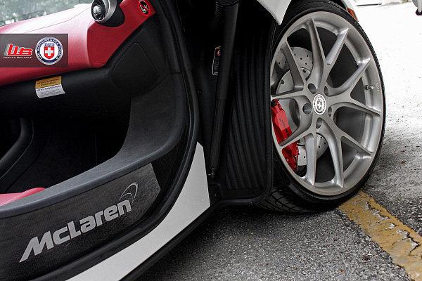 Фото дисков HRE P101 Сатиновый тонированный лак на McLaren 12C