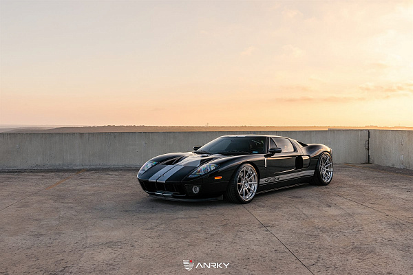Фото дисков Anrky RS4.2 Полированный лак на Ford GT I