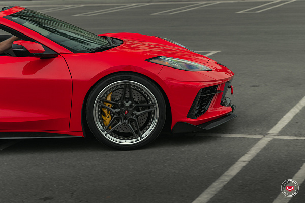 Фото дисков Vossen EVO-1 (3-Piece) Глянцевый графит на Chevrolet Corvette C8