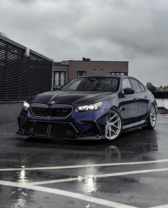 Фото дисков P101SC Глянцевый лак на BMW 5/M5 (G60/G90)