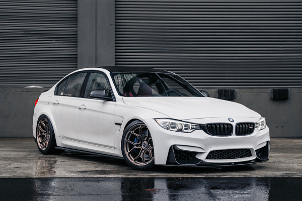 Фото дисков Brixton Forged CM5-RS Сатиновая бронза на BMW 3/M3 (F3x/F80)