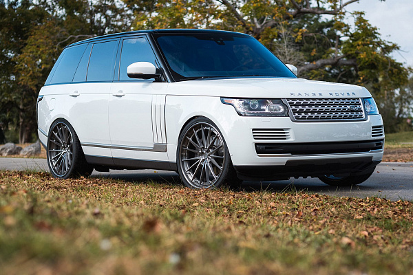 Фото дисков Anrky AN39 Глянцевый тонированный лак на Land Rover Range Rover IV