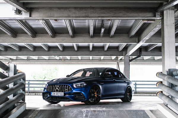 Фото дисков Brixton Forged R11-R Черный глянец на Mercedes-Benz E-Class (W213, S213, C238)