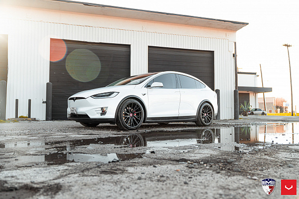 Фото дисков Vossen HF-4T Черный сатин на Tesla Model X