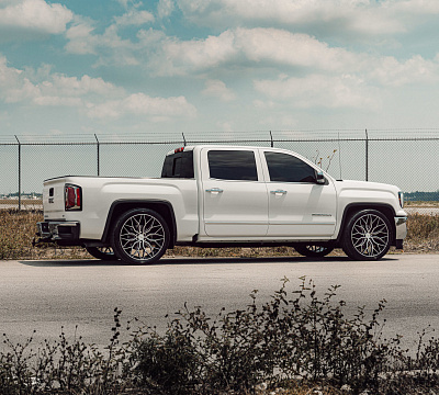 Фото дисков Vossen HF6-3 на GMC Sierra III