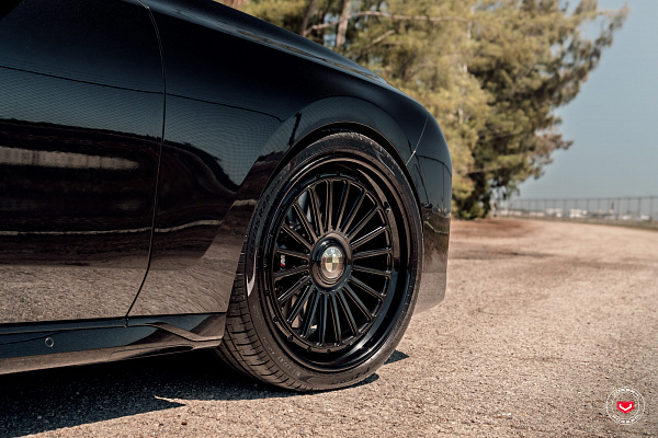 Фото дисков Vossen GEN-04 (3-piece) Черный глянец на BMW 7 (G70)
